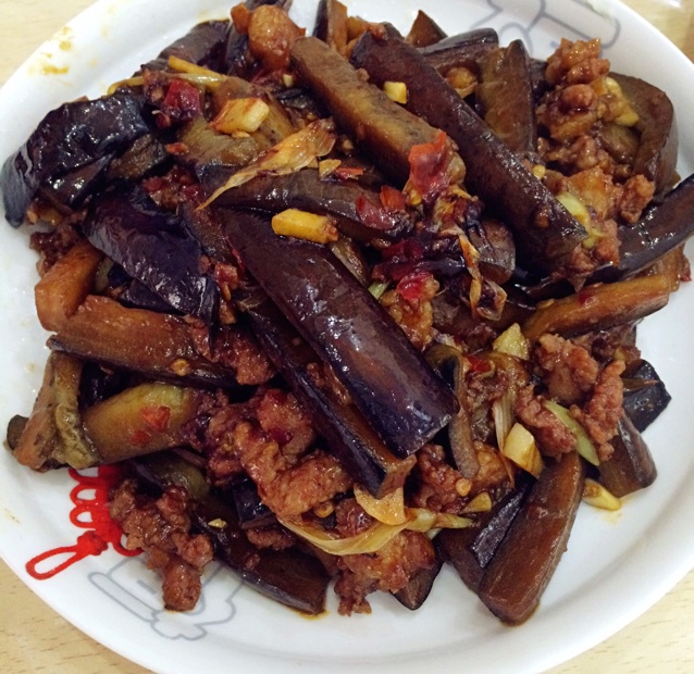 酱香肉末烧茄子