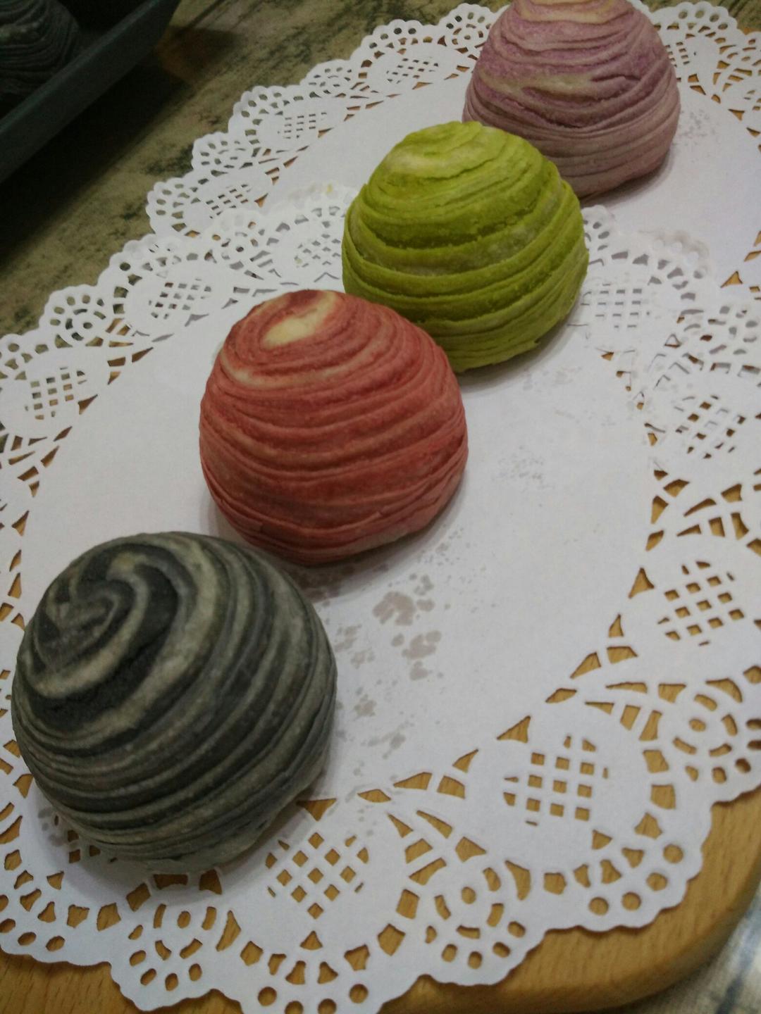 蛋黄酥~紫薯、抹茶、原味~花好月圆，中秋快乐~内附一次做六色蛋黄酥方法~