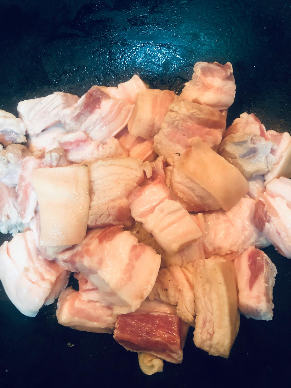 德语老师胖月亮的最爱——川式鲍鱼五花肉