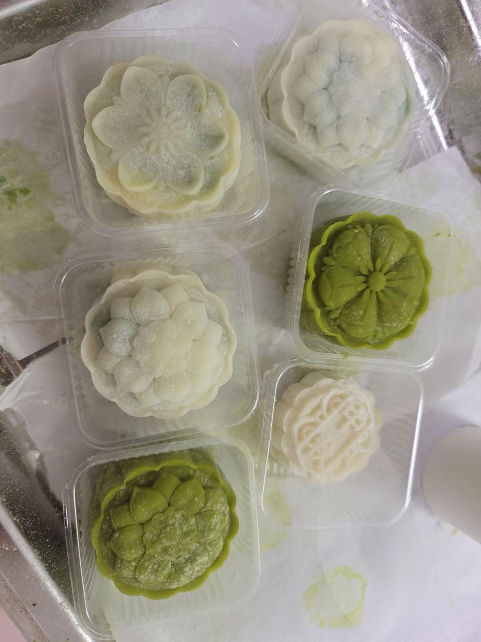 《Tinrry+》斑斓流心冰皮月饼（椰子和榴莲口味）