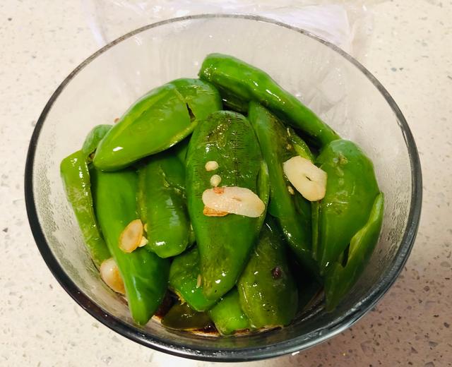 腌辣椒 ➡️(酱油腌辣椒)的做法