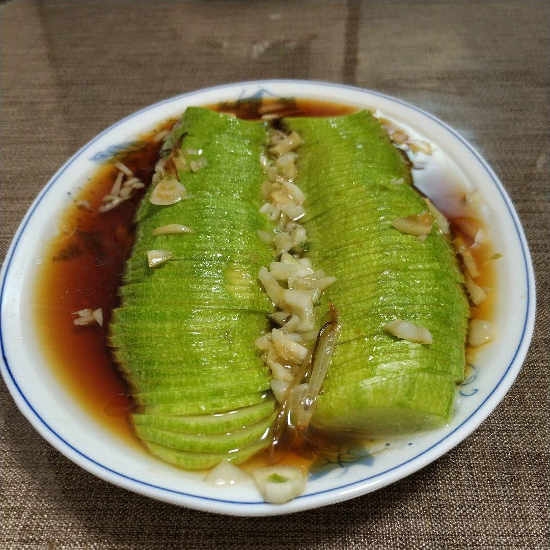 健康下饭素菜蒜蓉西葫芦
