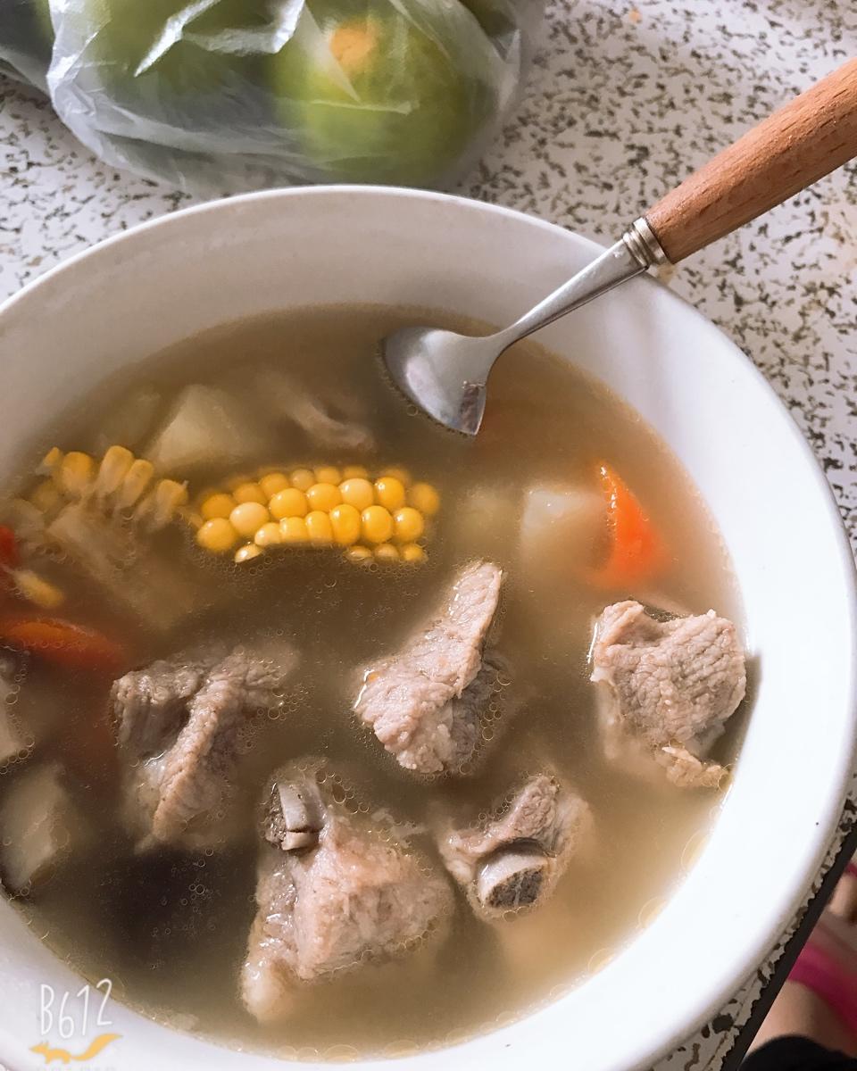 玉米排骨汤