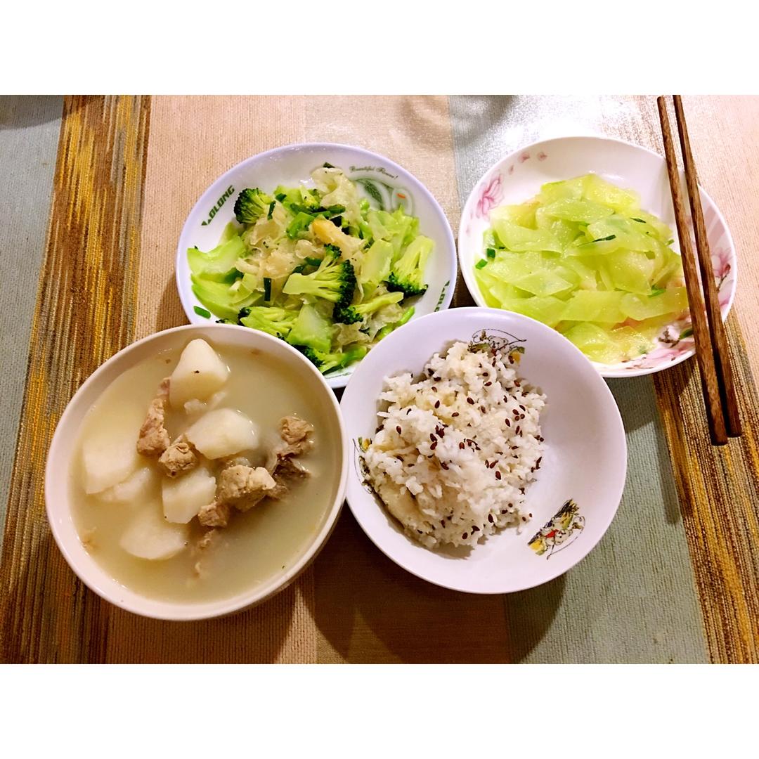 月子餐