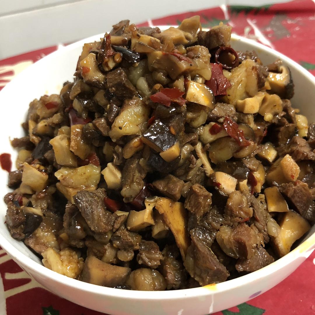 红烧香菇牛肉丁