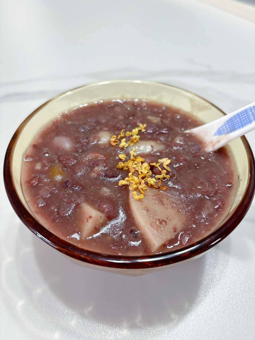 用電飯煲一鍋?zhàn)龀鲇髨A芋頭紅豆沙