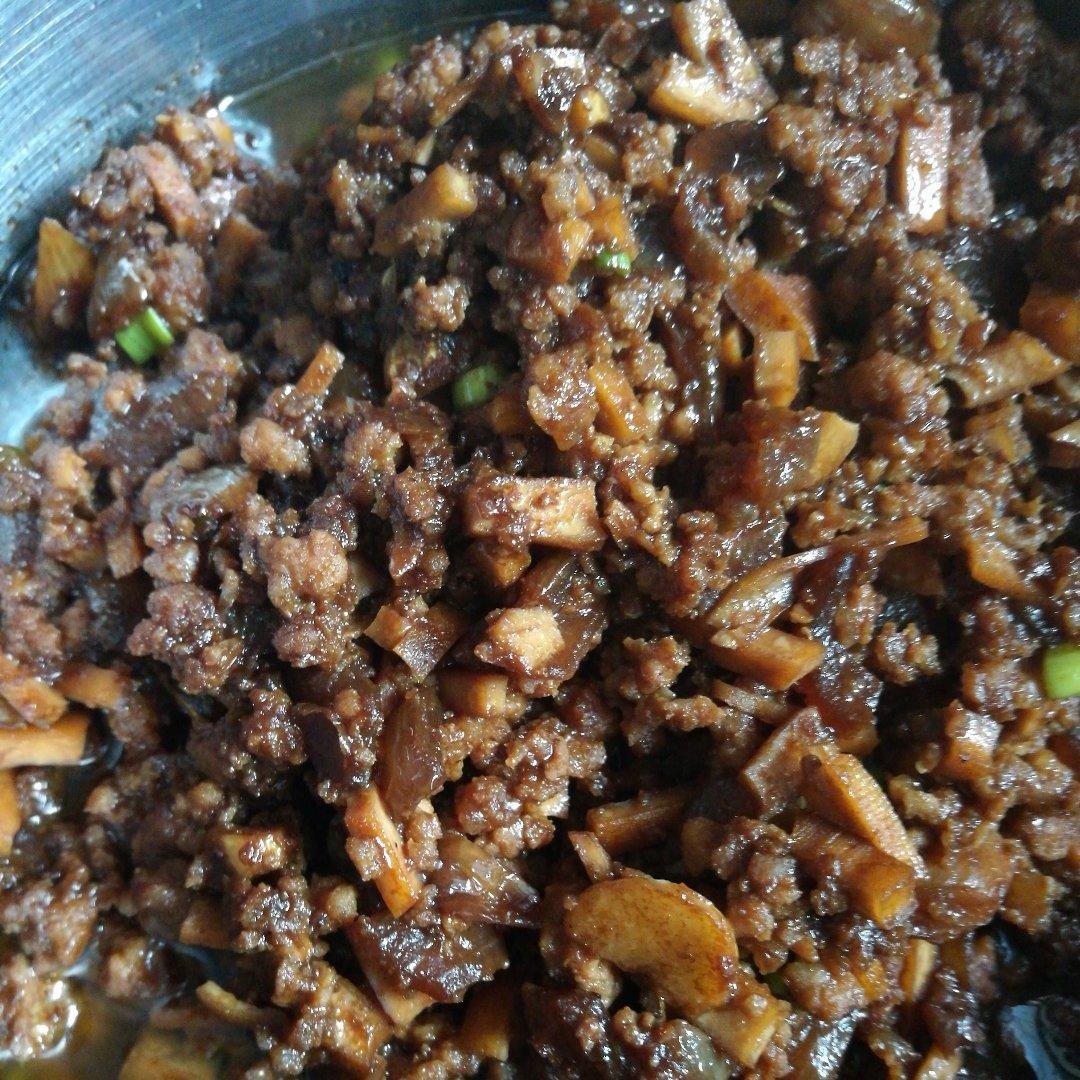 炸酱面（炸酱和面条的做法）