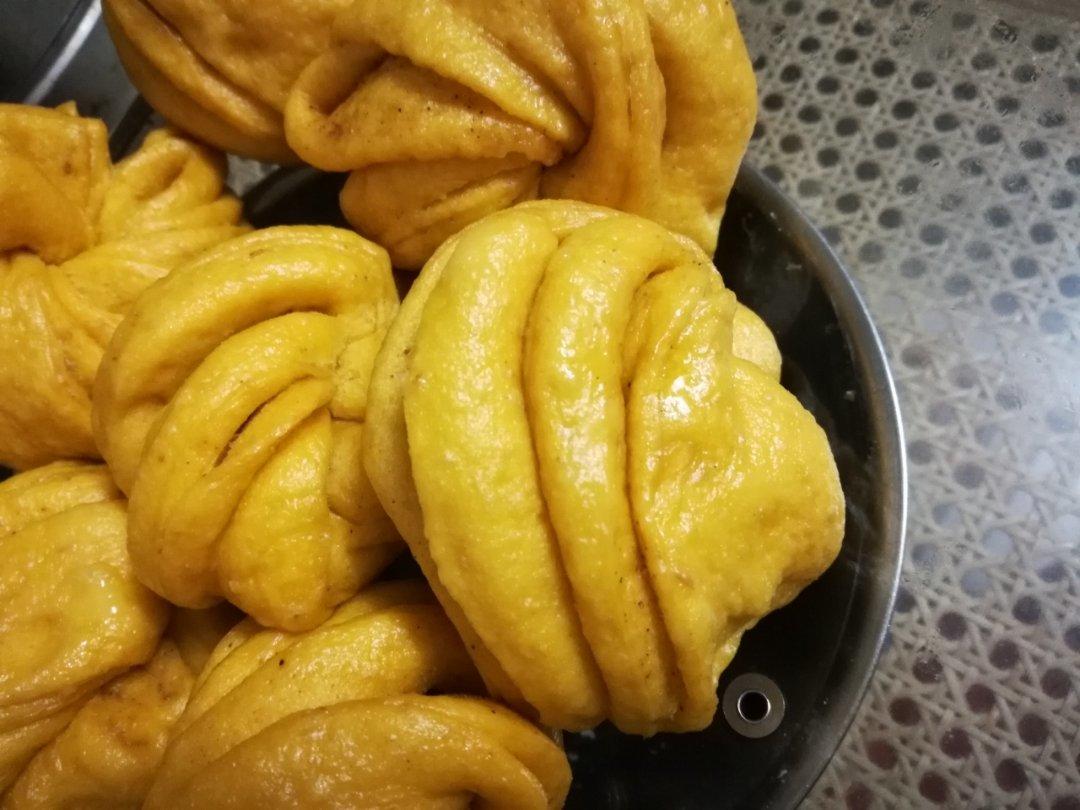 家常椒盐花卷(小视频)