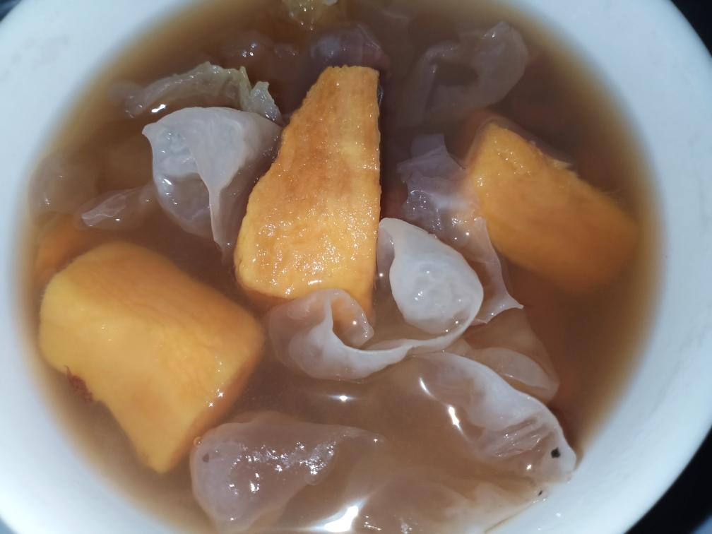 红薯薏米红豆雪耳甜点的做法