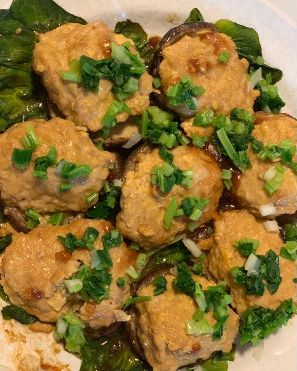 美味的肉酿香菇～～孩子爱吃的下饭菜