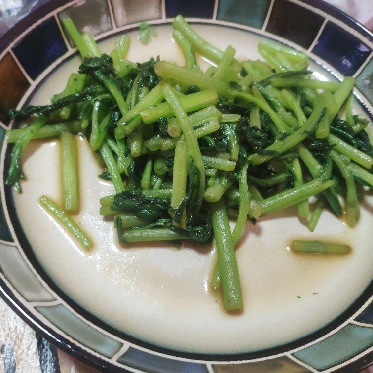 清炒茼蒿