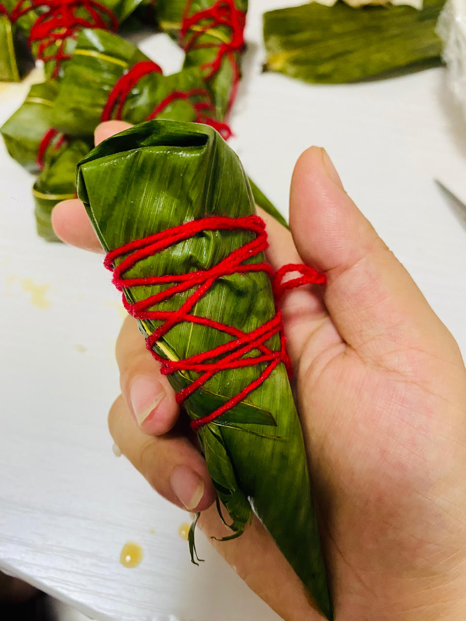 牛角小粽子包法视频详解---白粽&鲜肉粽