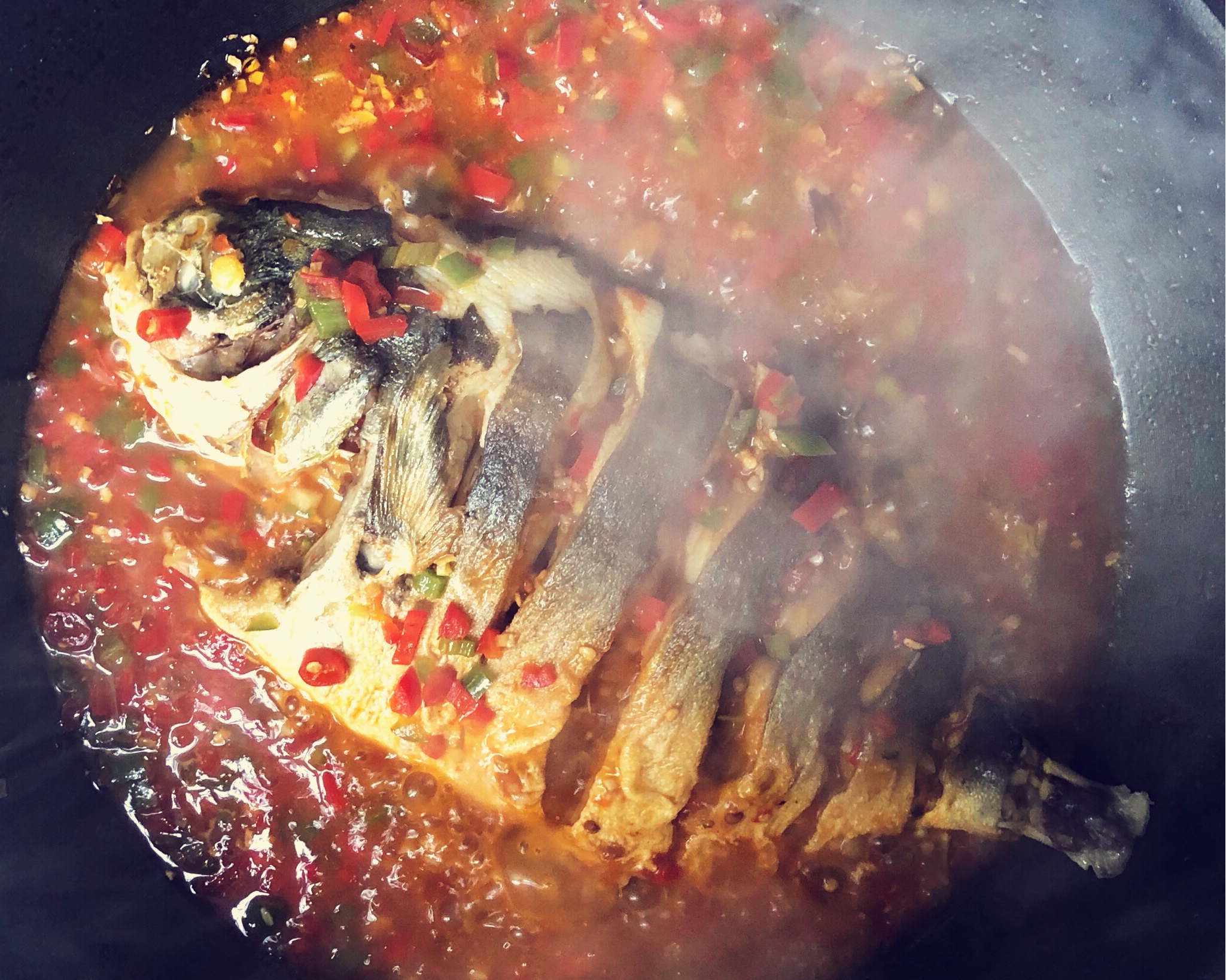 红烧金鲳鱼（酸辣下饭）的做法