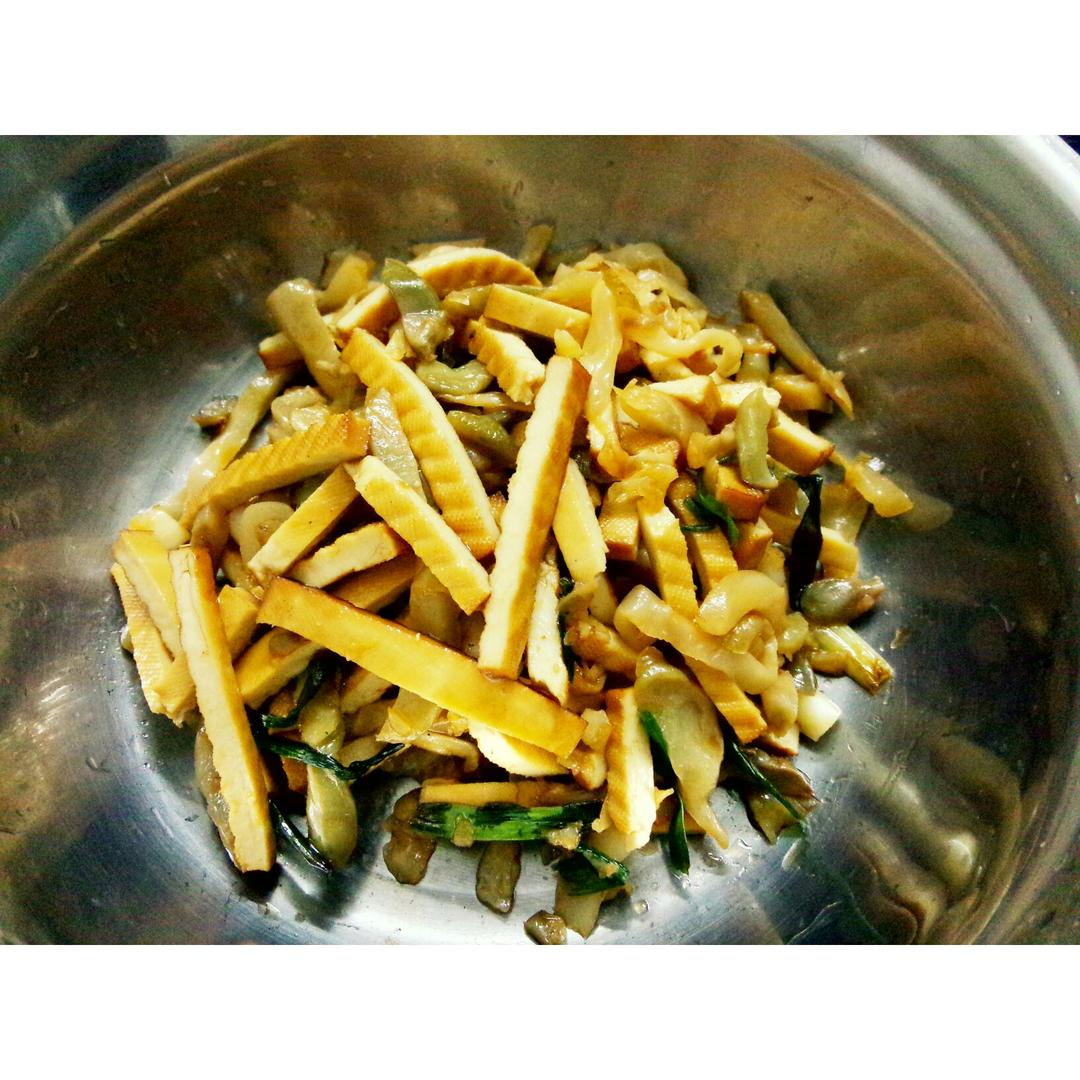 榨菜香干炒肉丝