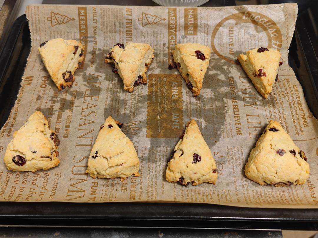 完胜星巴克的超美味酥脆司康 super easy crunched scone