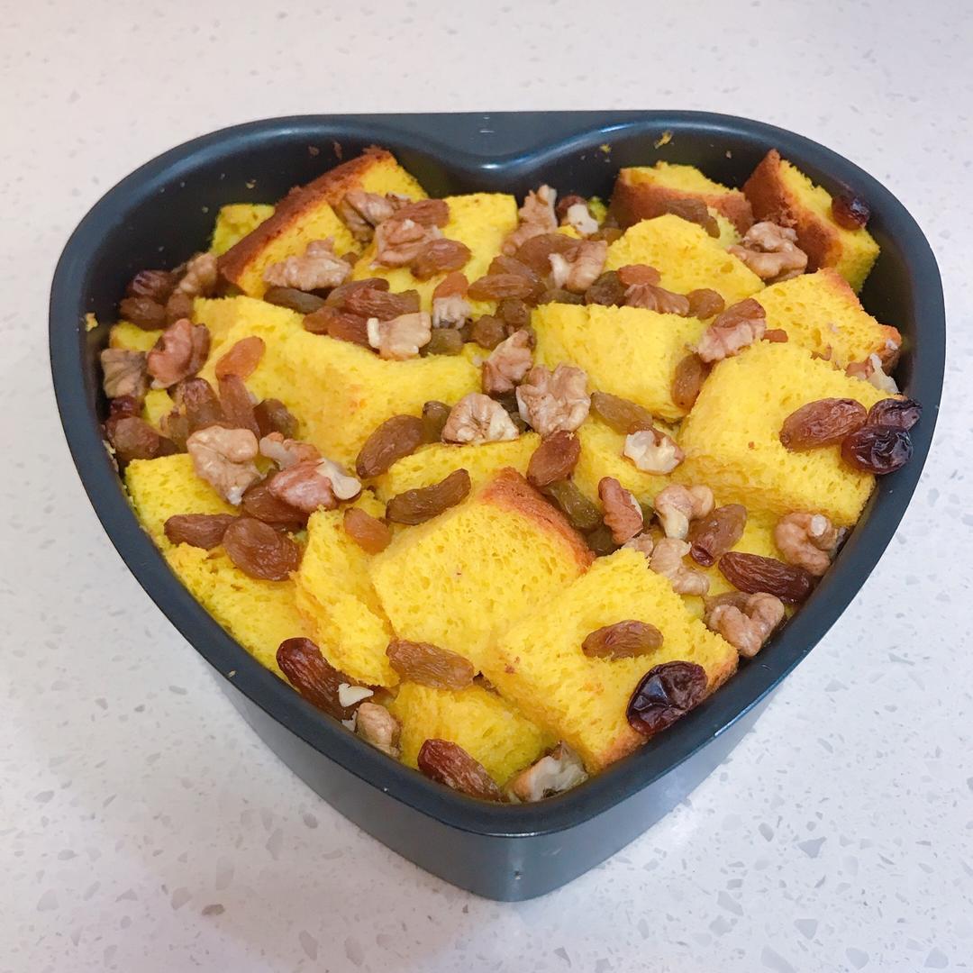 焗烤蔓越梅吐司布丁