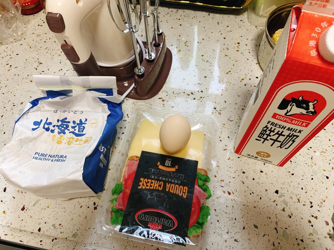 纯奶手撕吐司的做法 步骤1