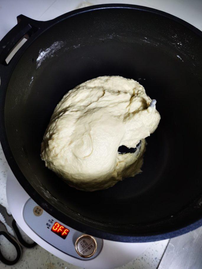 好吃到炸裂的港式菠萝包（附带制作酥皮的小视频）