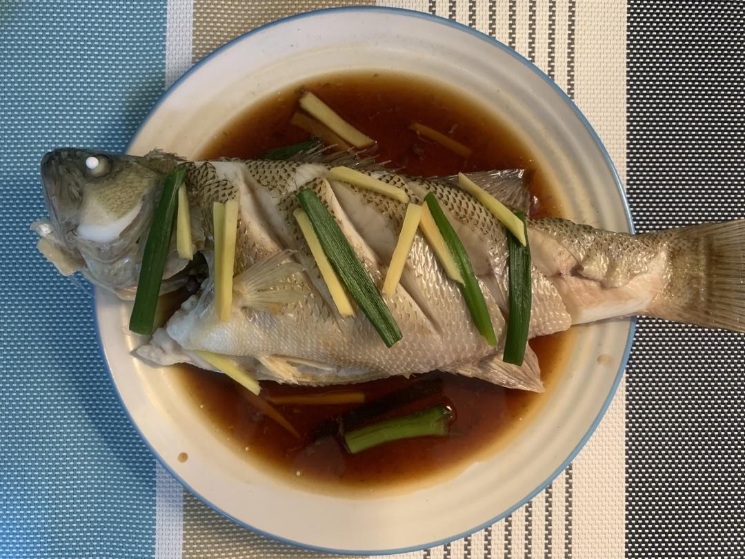 清蒸鲈鱼