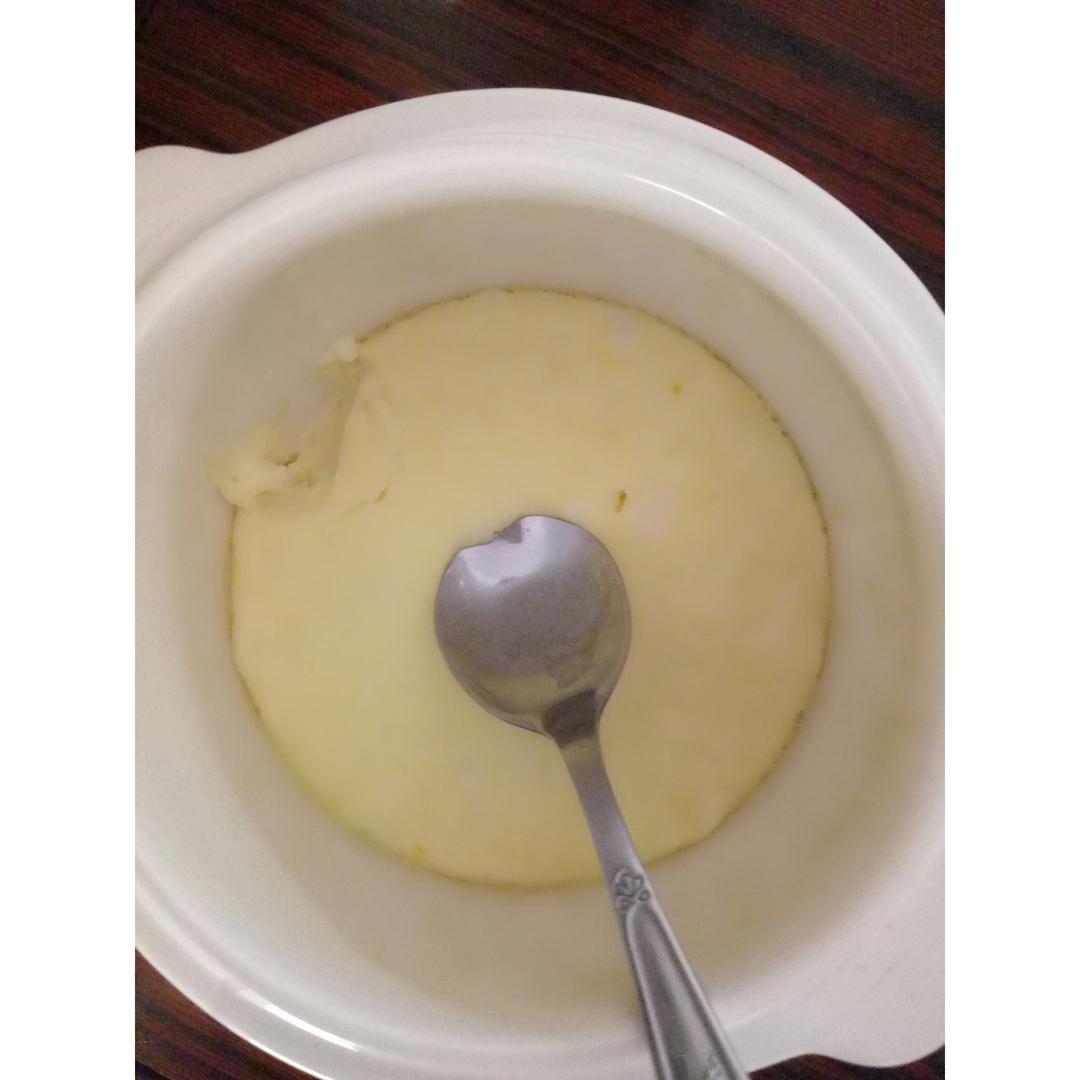 牛奶炖蛋
