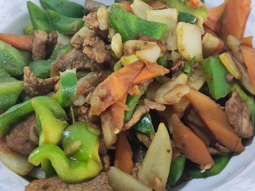 下饭神器👉青椒炒肉