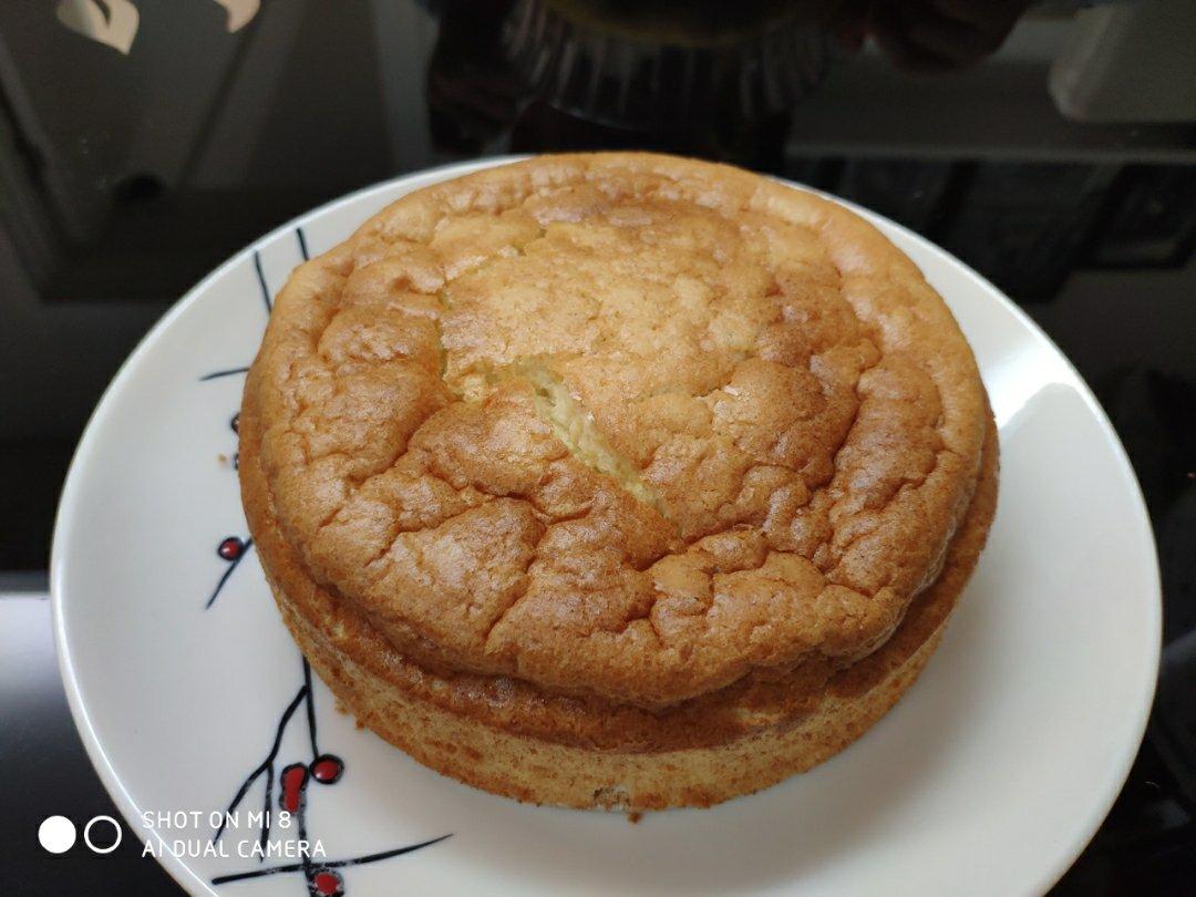 香喷喷的黄豆粉戚风