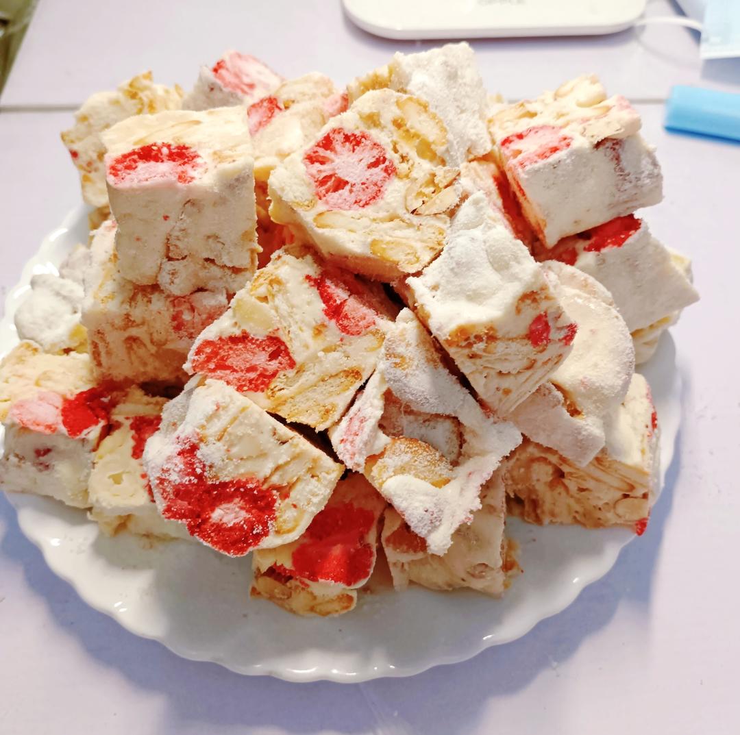 新年小点心🔥零失败草莓雪花酥