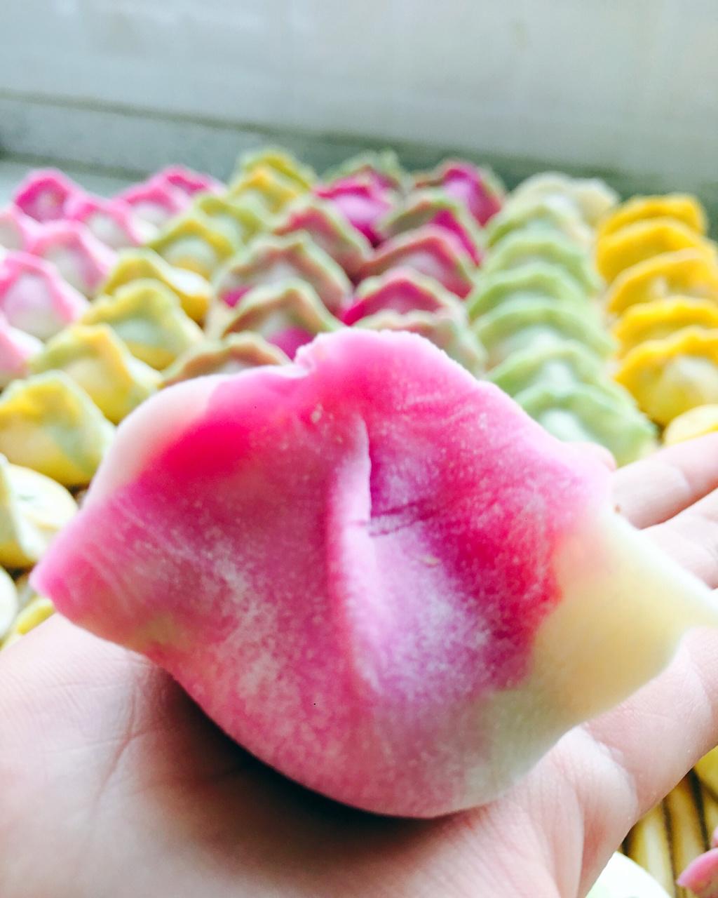 云裳家的厨房做的七彩饺子!彩色饺子
