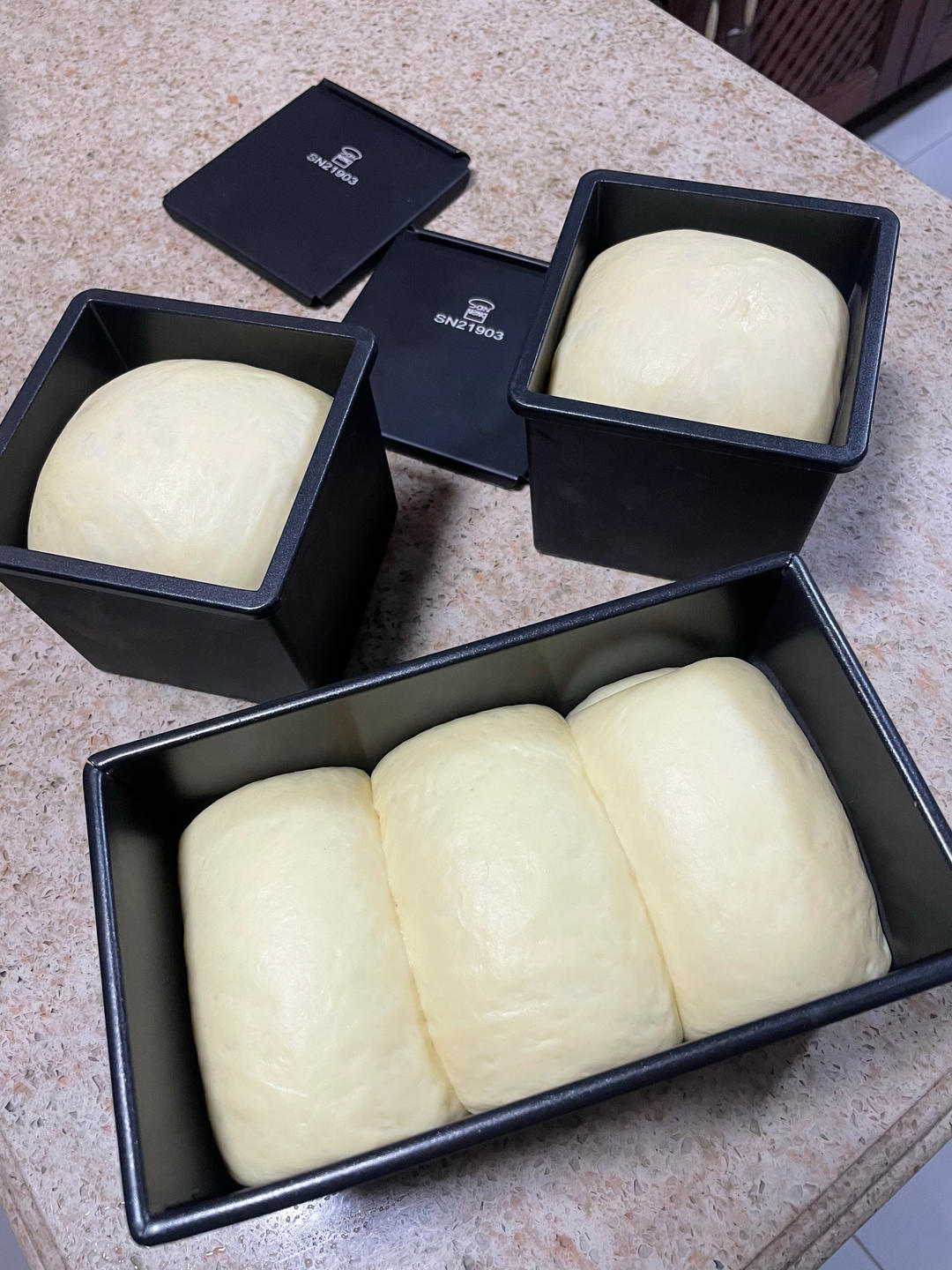 奶油吐司，鲜奶奶油嫩白吐司