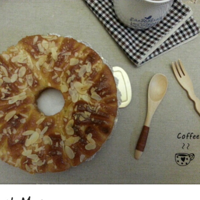 日式香浓炼乳面包