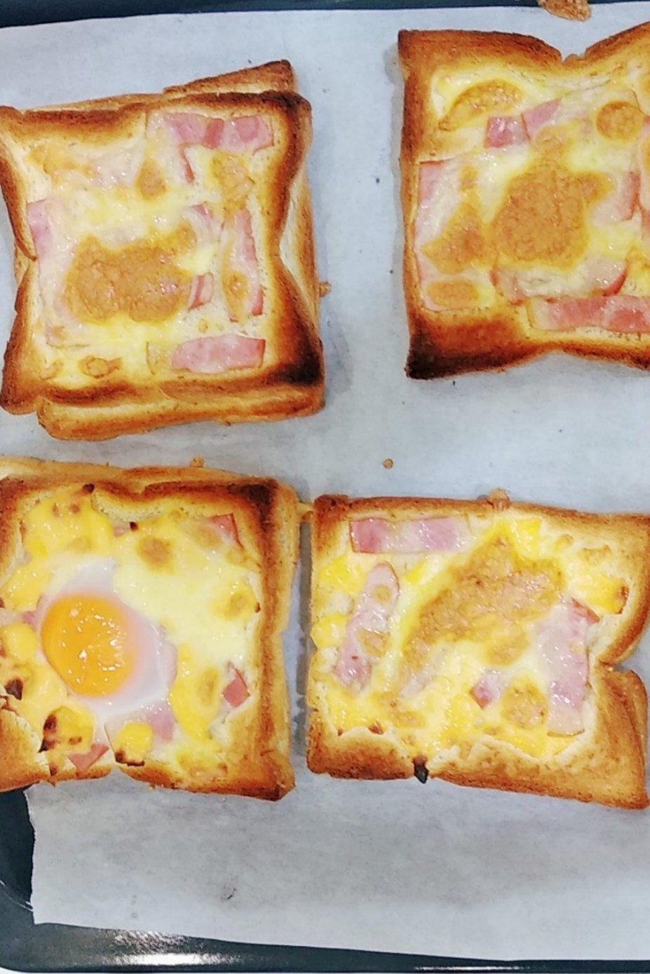 鸡蛋芝士烤吐司