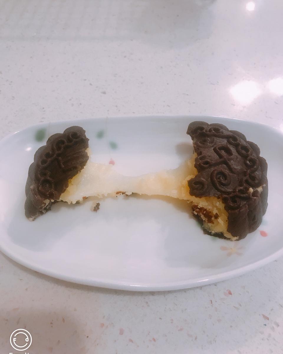 巧克力奶酪椰蓉拉丝月饼