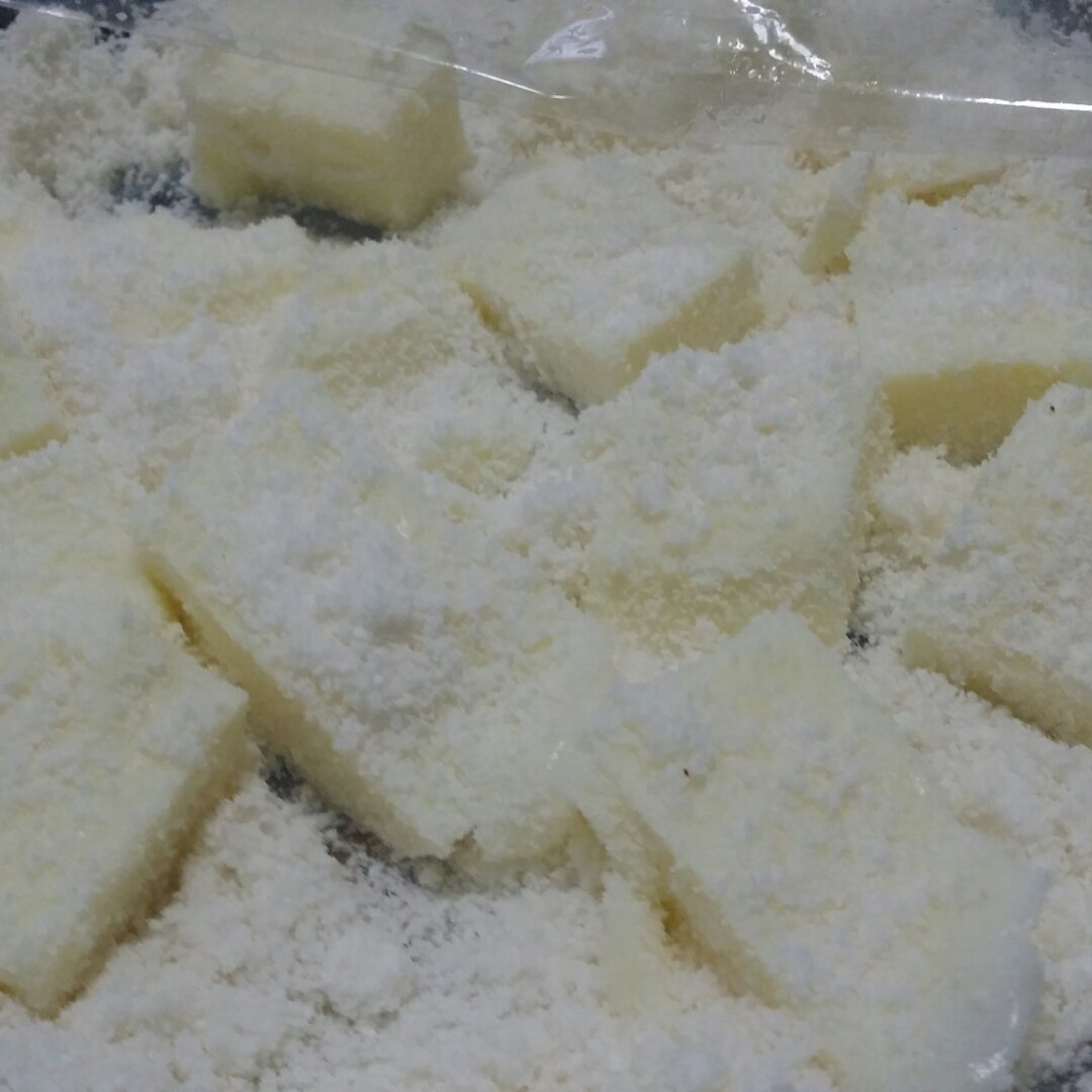 完胜85度C牛奶椰丝小方