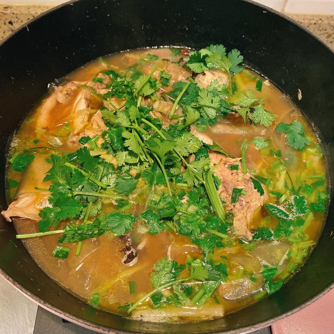 鲜！— 粉皮花鲢鱼头汤