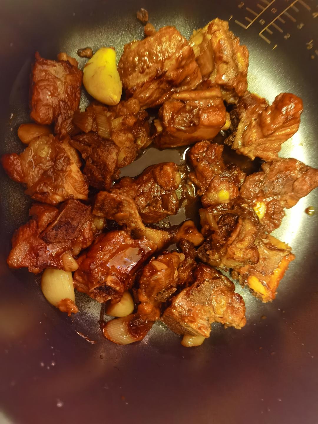 不着急慢慢做的红烧排骨，入味、脱骨