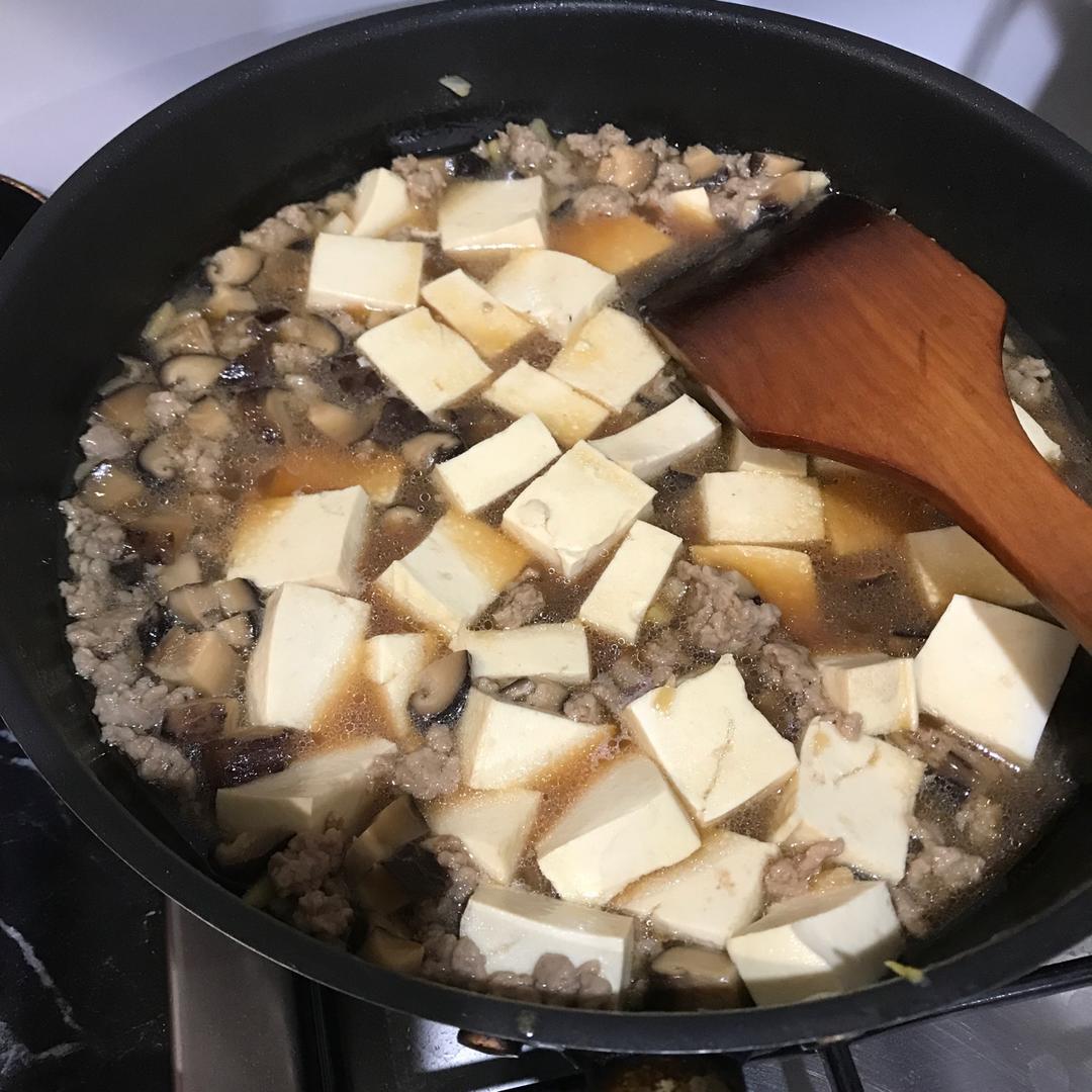 超级下饭的香菇肉沫豆腐