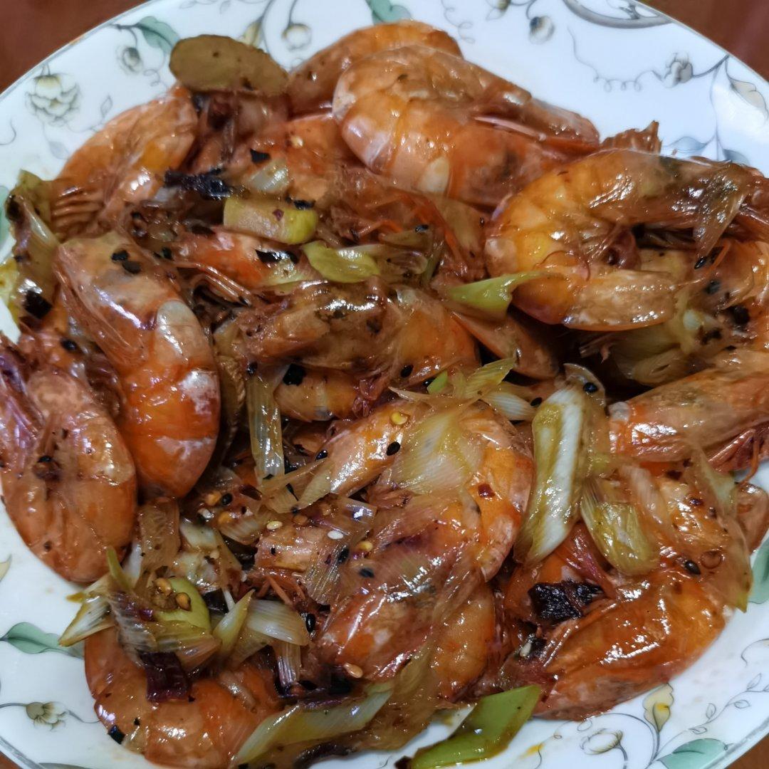 手把手教你五分钟快手油焖虾