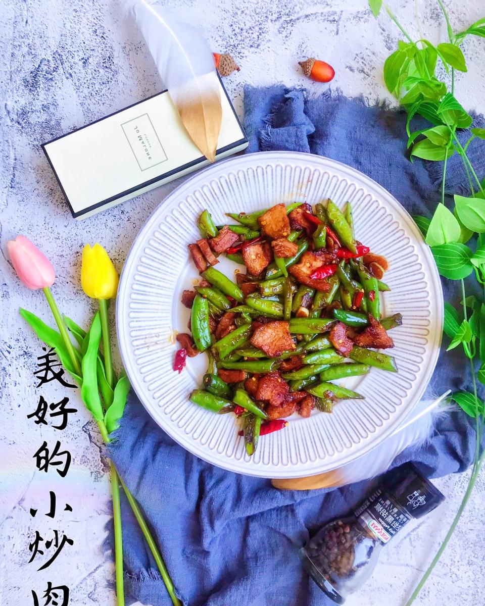 一口停不下来的小炒肉