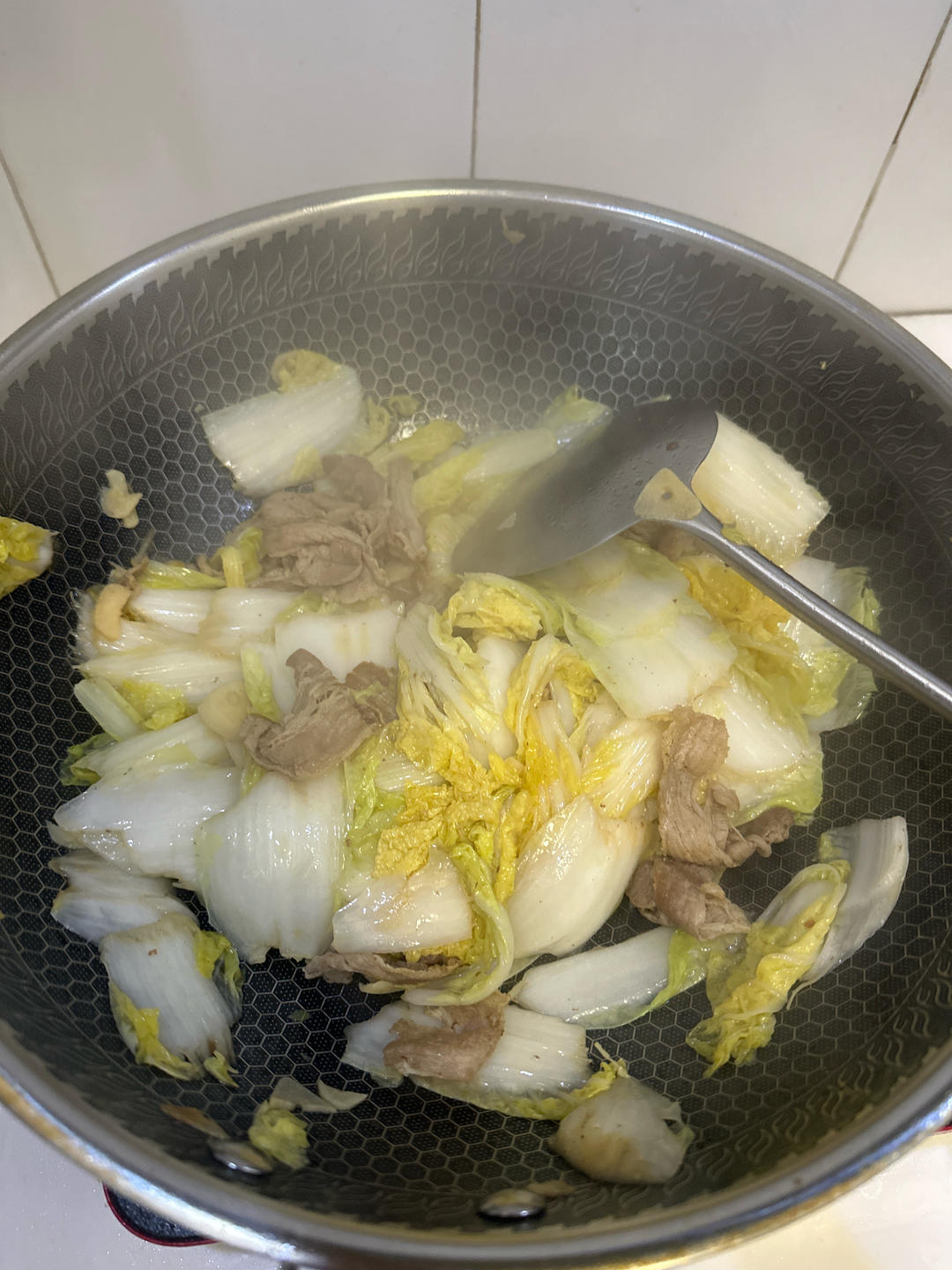 吃不腻的五花肉炒白菜—优质脂肪和纤维素