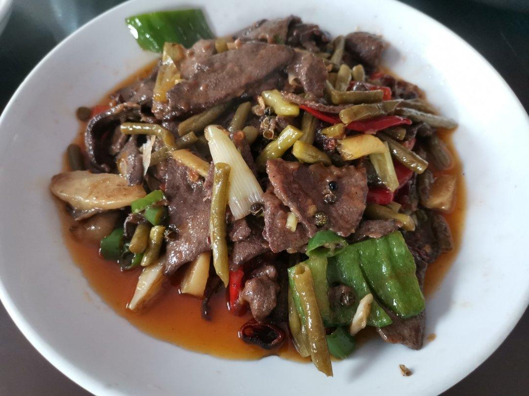 泡菜炒猪肝