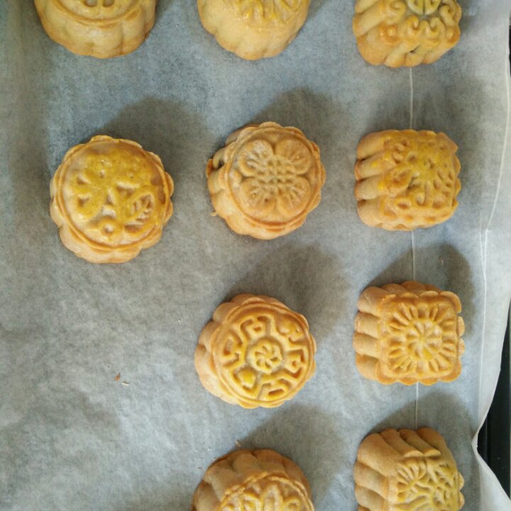 广式豆沙月饼