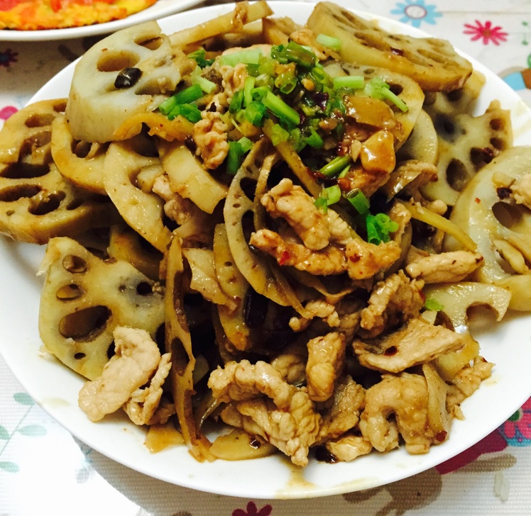 藕片炒肉
