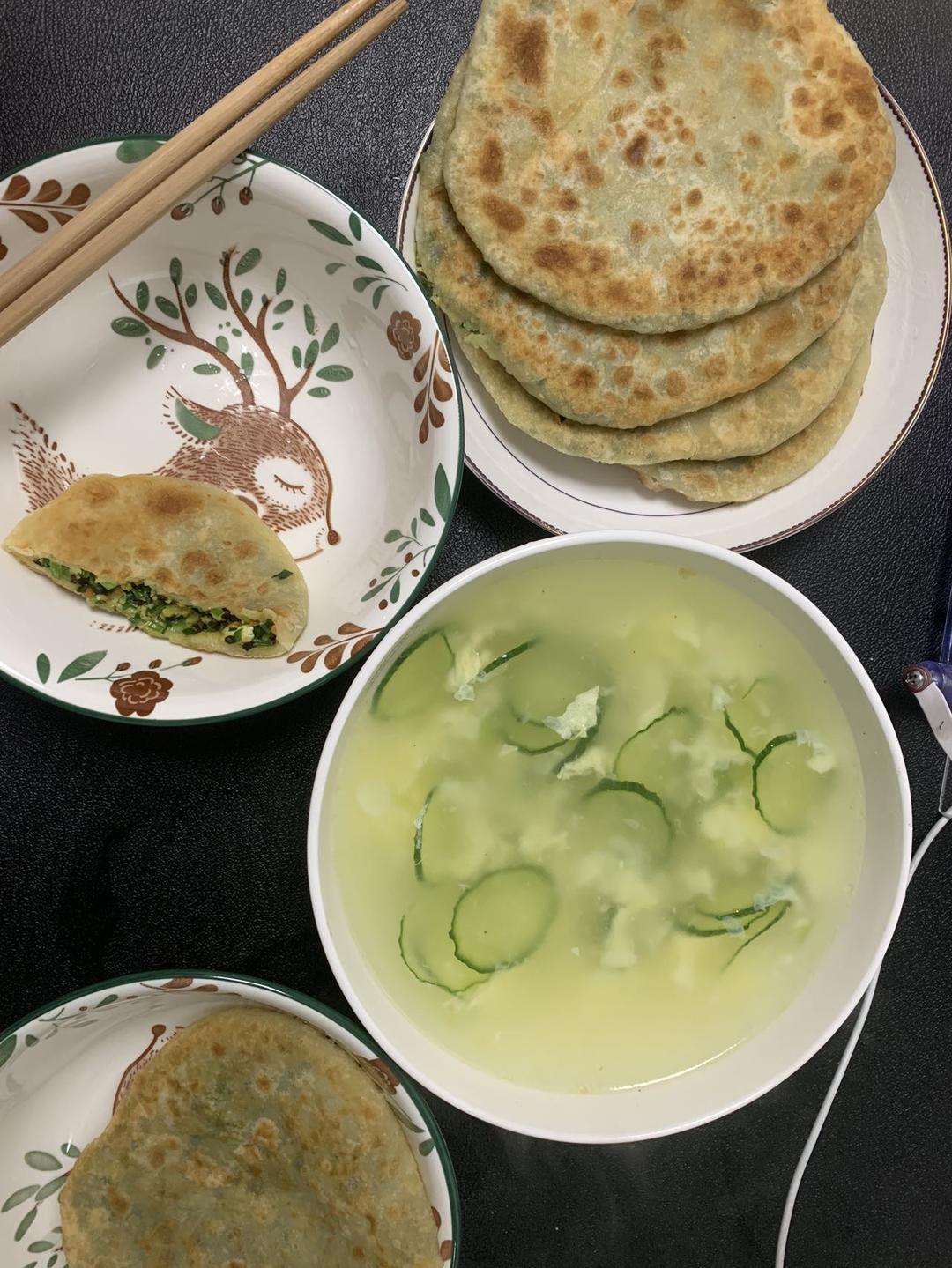 皮薄如纸的韭菜馅饼|免揉面法