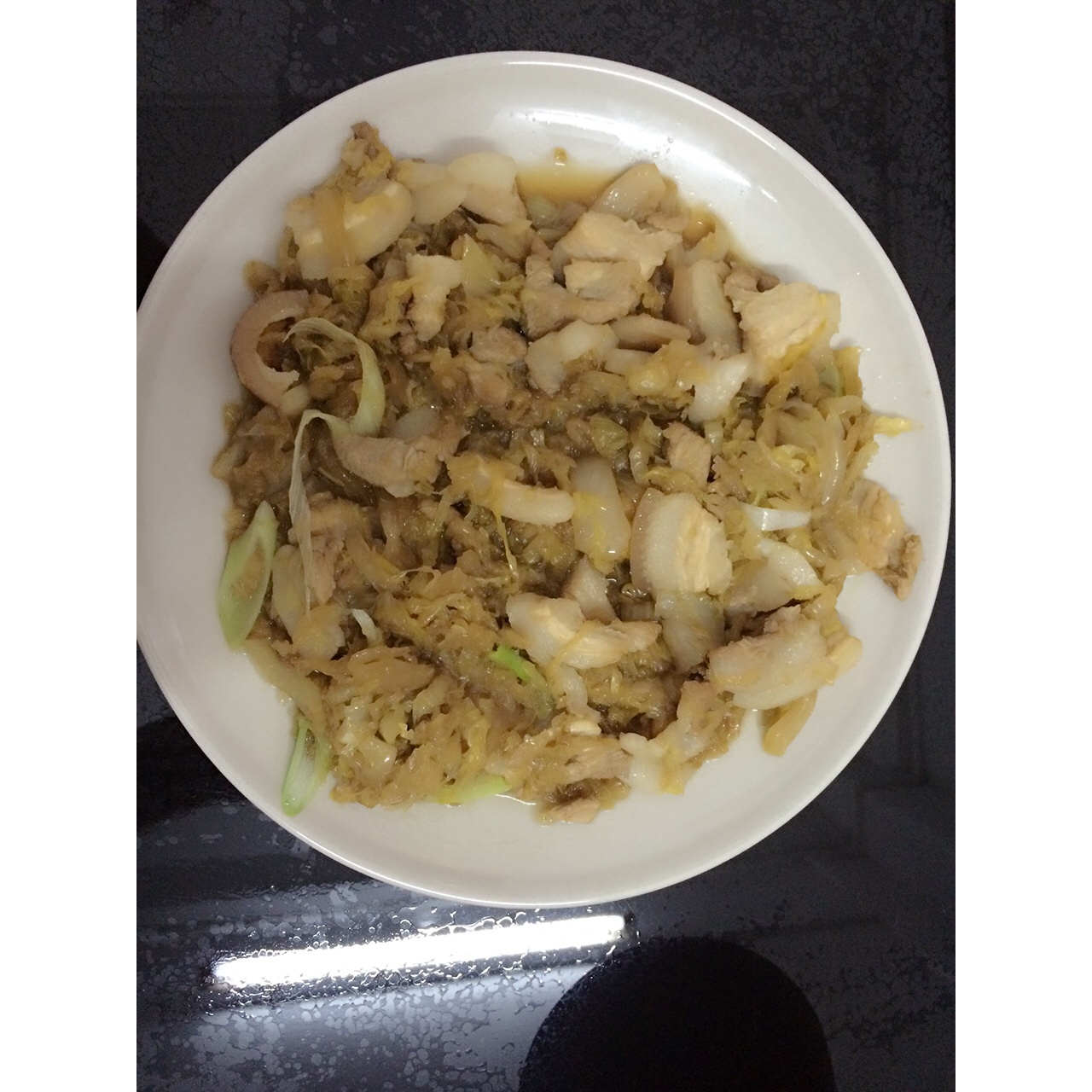 五花肉炖酸菜【最爱妈妈菜】