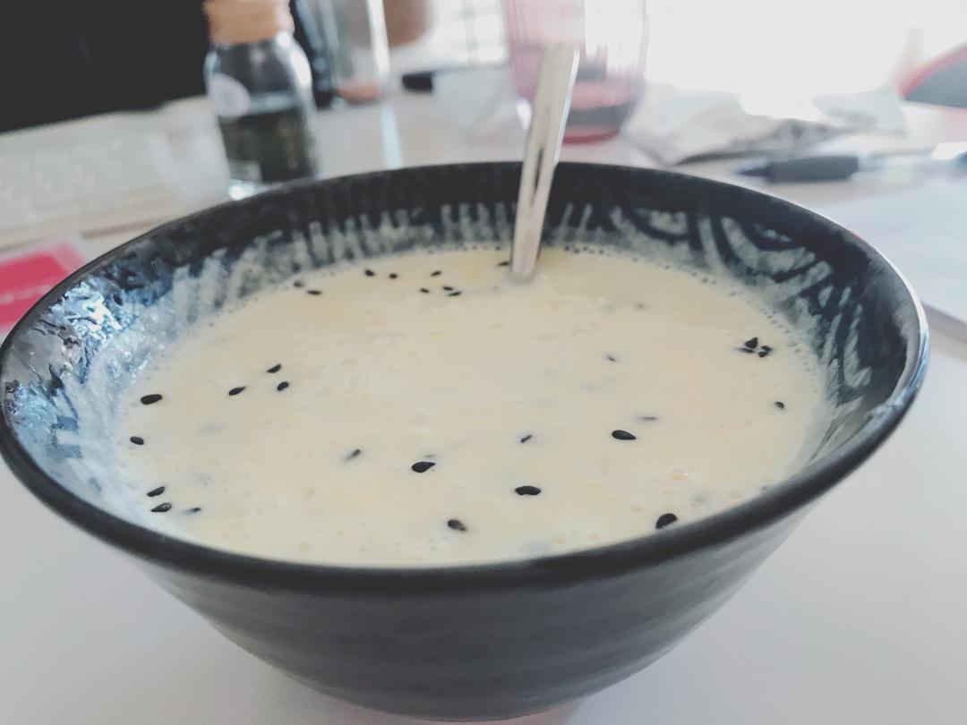 牛奶鸡蛋醪糟