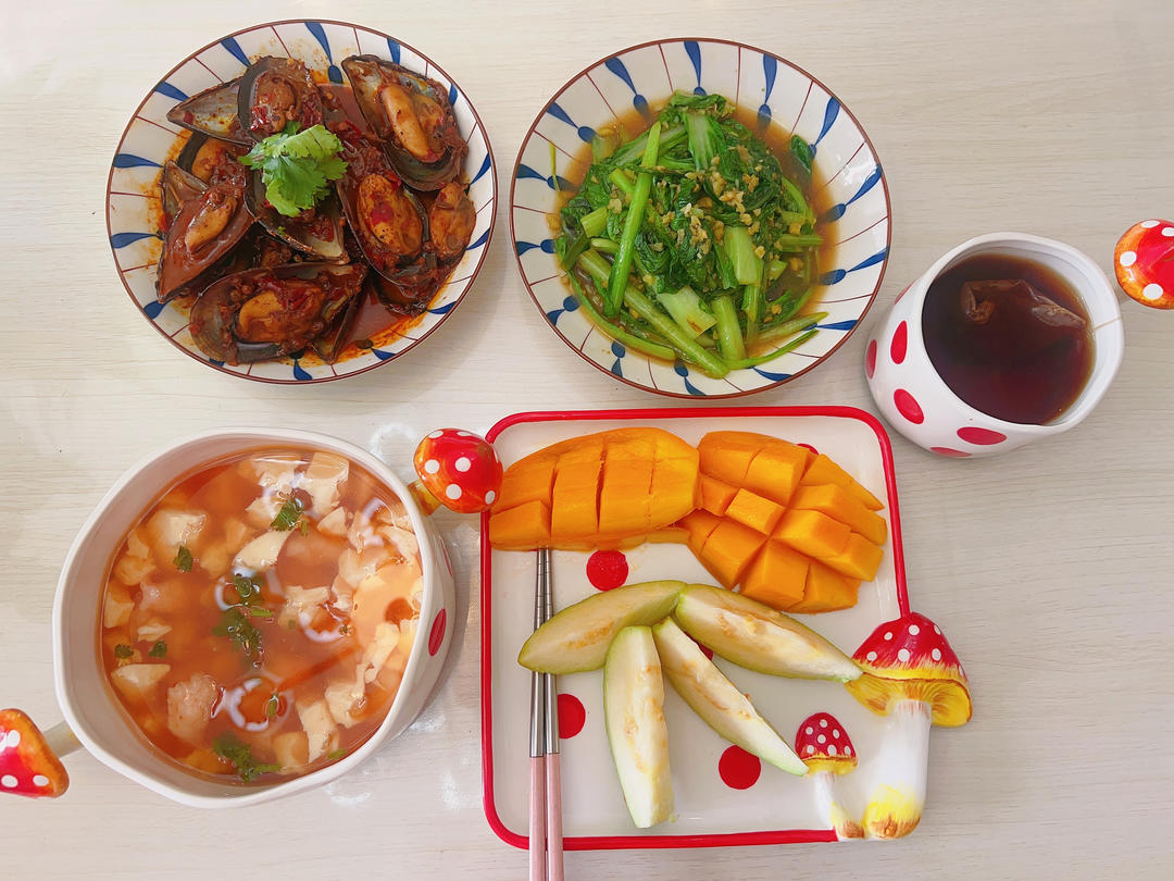 🍅番茄虾滑豆腐汤