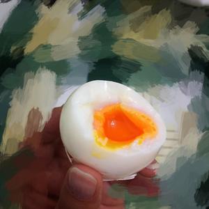 美味流黄煮鸡蛋的做法 步骤4