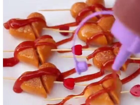 心形小火腿的做法