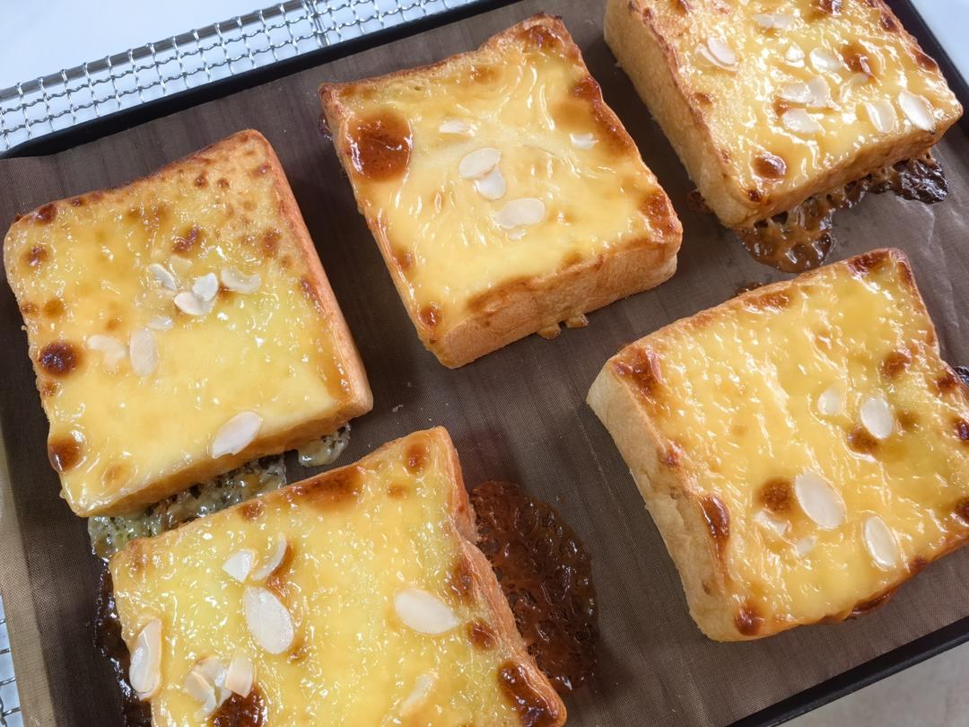 零失败快手岩烧乳酪(熔岩吐司)十分钟网红早餐，好吃哭