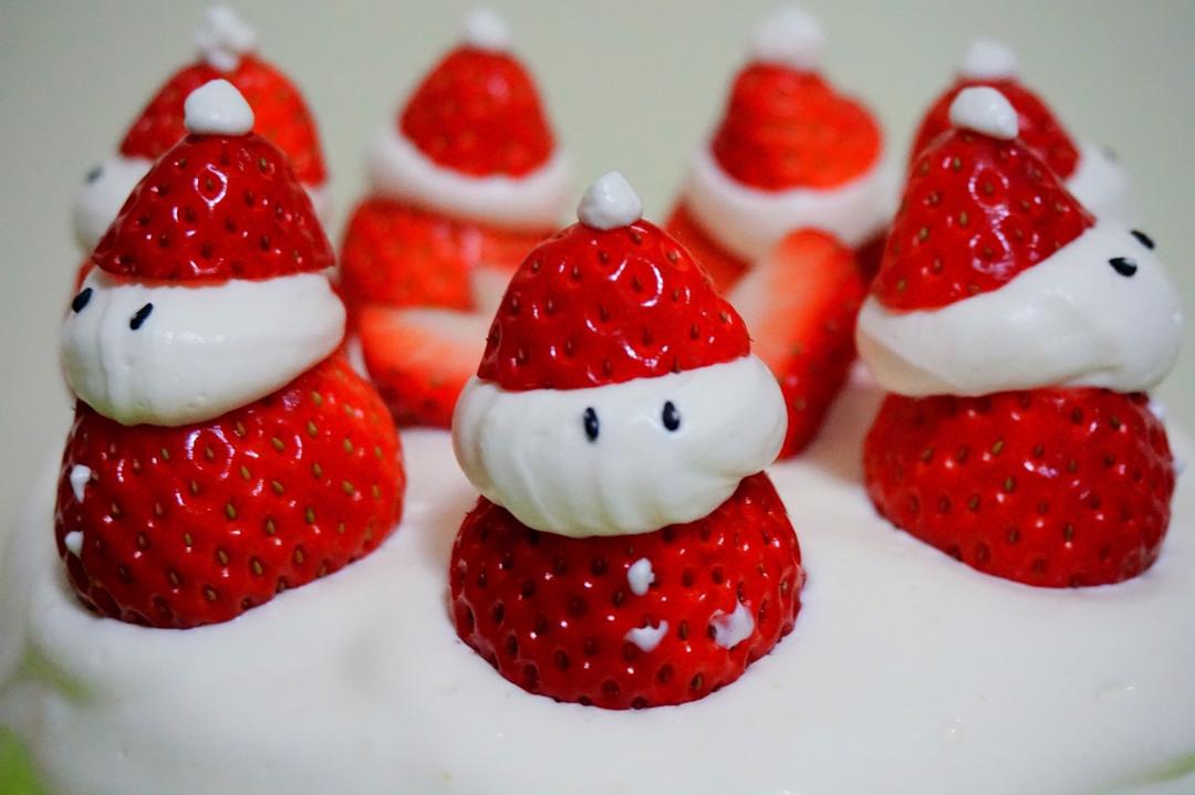 小南风的风做的圣诞草莓雪人裸蛋糕～超简单懒人版